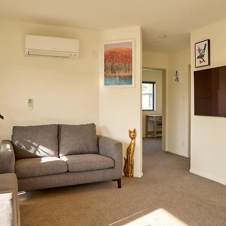 Location With Ocean And Mountain Views Vila Kaikoura Exterior foto