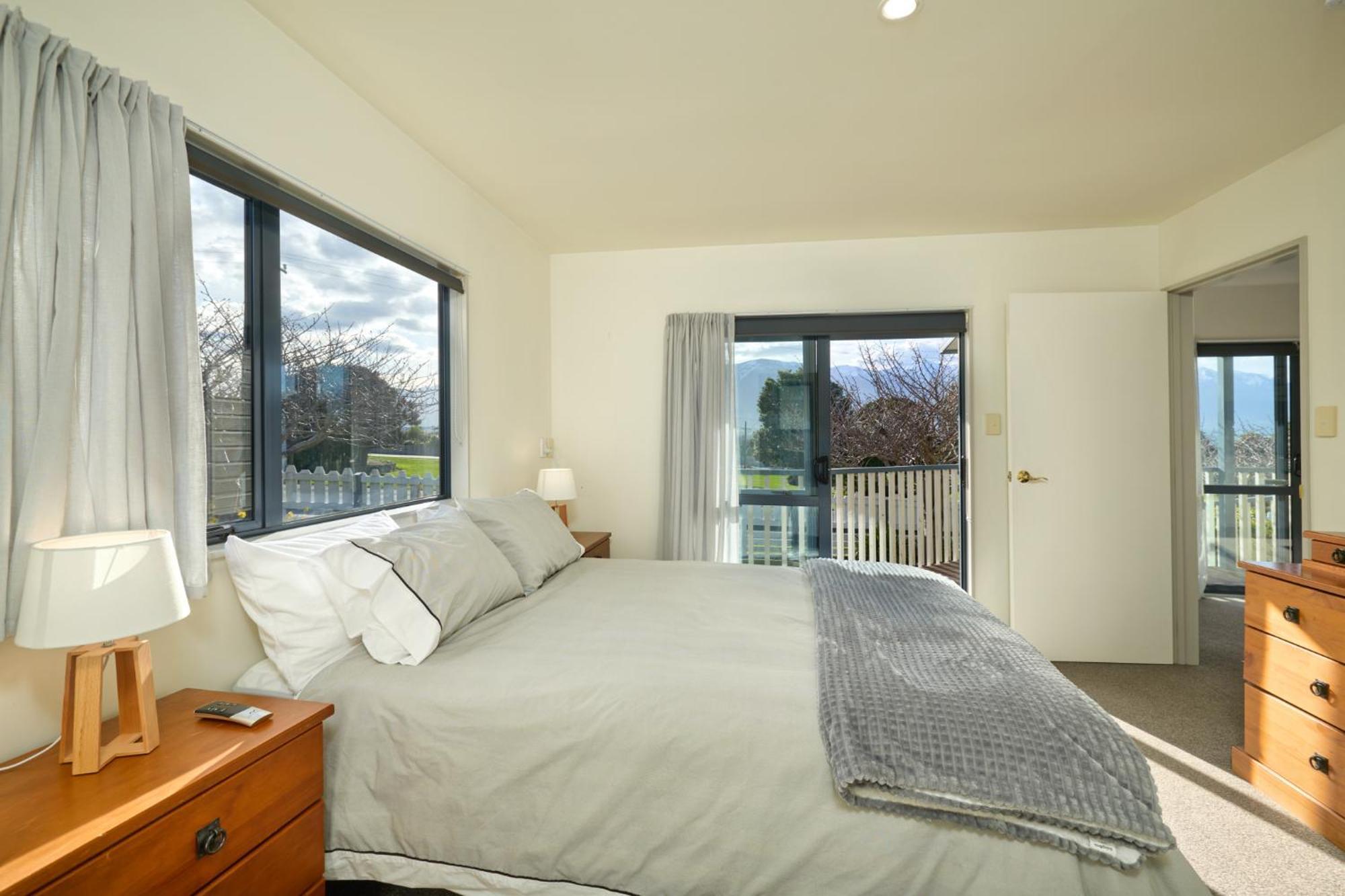 Location With Ocean And Mountain Views Vila Kaikoura Exterior foto
